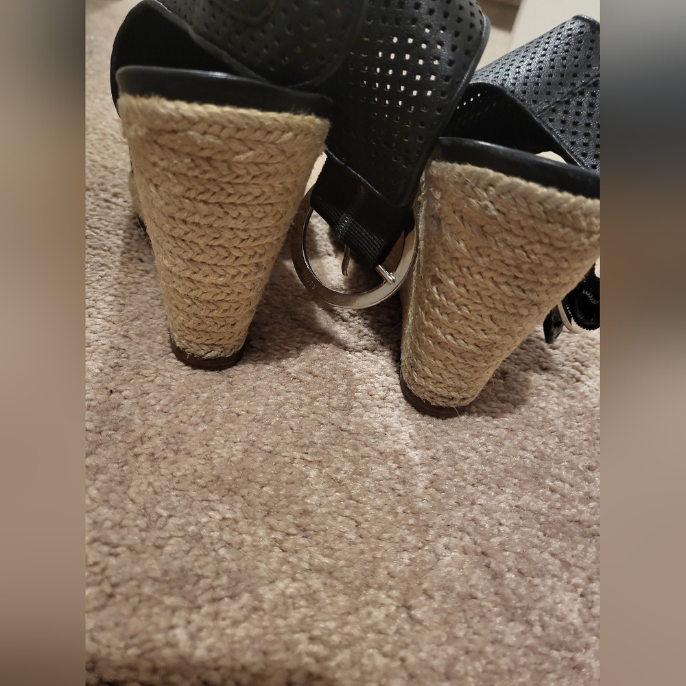 Beautiful leather platform - Picture 4 of 4